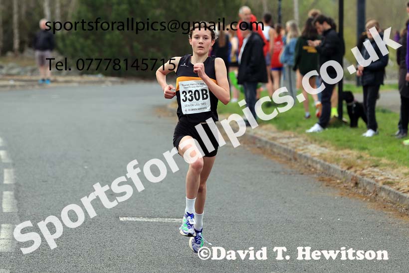SSenior womens relay, 2025 Elswick Harriers Good Friday Road Relays, Newburn, Newcastle upon Tyne. Photo: David T. Hewitson/Sports for All Pics
